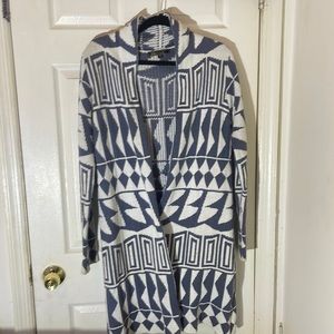 Women’s Long Sweater White with grey tribal design all over. Size: s/m